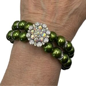 Green Pearls Snap Jewelry Bracelet  & Iridescent 18mm Sparkling Snap! NWT New
